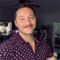 Sean Seager's Instagram, Twitter & Facebook