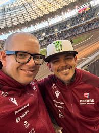 As most of you are probably aware, Kevin Wolbert lost all of his racing  gear in a workshop fire recently. He recently purchased a brand new engine  which was in the workshop