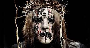 Slipknot is an american heavy metal band from des moines, iowa.the band was founded in 1995 by vocalist anders colsefni, guitarists donnie steele and josh brainard, bassist paul gray, drummer joey jordison and percussionist shawn clown crahan, who released the group's first demo mate. Eacpschf3yub9m