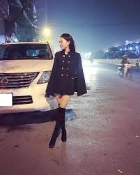 Nếu trở thành hoa khôi, em sẽ cùng với đoàn trường, các thầy cô trong trường sẽ tuyên truyền tới các bạn sinh viên cách sử dụng mạng xã hội sao nữ sinh trả lời: Vm9p1vuzry Kdm