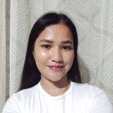 Leah Joy E., Jag är en engagerad lärare i engelska med en passion för att  hjälpa elever på alla nivåer att bygga starka kommunikationsfärdigheter.