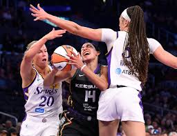 Порно saabsilvi i was in the mood to meet Mrs Robinson and