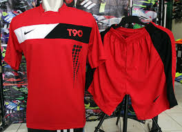 Tulisan serta bisa membuat no punggung layaknya jersey bola. Jual Setelan Futsal Soccer Kaos Nike T90 Jakarta Barat Sports Shop 1 Tokopedia