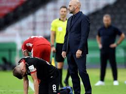 Live ergebnisse, endresultate, dfb pokal zwischenstände und match details mit match im live centre von liveticker.com (für die großen fußballligen) finden sie detaillierte statistiken (ballbesitz, torschüsse, freistöße, ecken, fouls). Liveticker Bayer 04 Leverkusen Bayern Munchen 2 4 Finale In Berlin Dfb Pokal 2019 20 Kicker