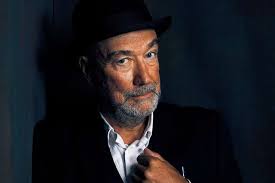 Warum John Watts sein populärstes Album nochmal aufgenommen hat