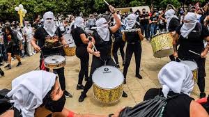 Colombia fue escenario de enormes protestas, en su mayor parte pacíficas, y de un inédito cacerolazo en varias ciudades. Pid1qbaw0byrqm