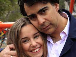 Some cities have parades and cultural performances. Marco Enriquez Ominami Le Dedica Emotivo Mensaje De Cumpleanos A Hija De Karen Doggenweiler Gracias Por Elegirme Como Tu Papa Puranoticia Cl