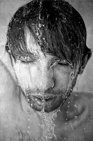 To form your balloon, swing the pencil around several times on the paper. 21 Famous Pencil Drawing Artists Leading Hyperrealist Movement Nowadays Art News By Kooness