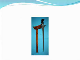 Keris pendek diraja diperbuat daripada mata keris lama dengan berhulu dan bersarungkan gading yang keris panjang diraja adalah keris kerajaan dan merupakan tanda kebesaran dan kekuasaan. Keris Melayu Semenanjung2 Pdf Txt