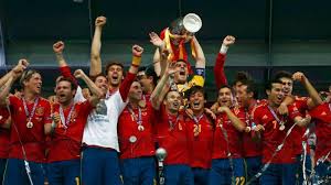 Seperti kita ketahui, piala eropa 2012 hanya tinggal menunggu waktu beberapa minggu lagi. Foto Spanyol Pertahankan Gelar Piala Eropa