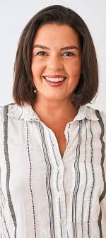 Shirley Isom's Instagram, Twitter & Facebook