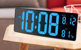 Battery operated modern digital wall clock. Top 12 Best Digital Wall Clocks In 2020 Closeup Check