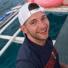 Steph Curry was visibly upset, and limped to the locker room after this  injury that the Warriors are calling a left knee strain.