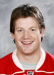 Player photos for the 2000-01 Wexford Raiders at hockeydb.com