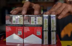 Daftar alamat pabrik / perusahaan yang ada di sentra industri rotan di cirebon (tegalwangi kec. Harga Rokok Melambung Tinggi Pedagang Tembakau Mole Menanti Limpahan Rezeki Pikiran Rakyat Com