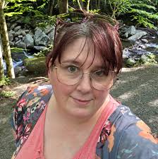 When the iconic Raya Yarbrough drops into San Diego Comic Con to sing The  Skye Boat Song, a sing-a-long is mandatory.