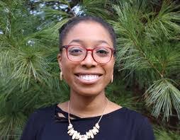 Erin Harper's Instagram, Twitter & Facebook