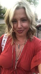 Danielle Wrobleski's Instagram, Twitter & Facebook