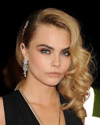 Résultats de recherche d'images pour « coupe de cheveux mi. Coiffure Cheveux Boucles Et Ondules En 21 Idees Tendance