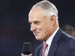 El dominicano Luis García gana en arranque de los 56kg y establece nuevo  récord