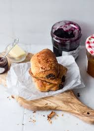 Chocolate Croissants Pains Au Chocolat A Step By Step Guide With Gifs Izy Hossack Top With Cinnamon Food Chocolate Croissant Yummy Food