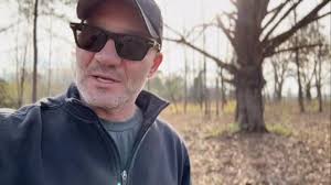 UPDATE:, “I want to make something very clear. I hate drama. I hate  influencer drama. I hate internet drama. I hate the theatrics of it. I  can’t stand it. The only reason that I’m going up against ...