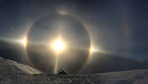 A 'sun halo' phenomenon was captured in sweden. Halo Optical Phenomenon Wikipedia
