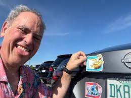 Selling wife's car with cool magnet