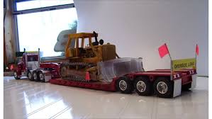 Https S Media Cache Ak0 Pinimg Com Originals 1d 34 3e 1d343ef32616df04686c2e063c71e0ea Jpg Model Truck Kits Plastic Model Cars Tractor Toy