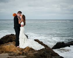 Pin By Brandy Bell On Beach Wedding Photos Beach Wedding Pics Wedding Photos Poses Romantic Beach Wedding