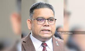 Former umno supreme council member datuk lokman noor adam has been detained by police. Lokman Adam Claims Sacked From Umno