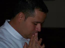 Dar y Comunicar: Ordenación diaconal de Wilson Zapata (2) Homilía de Mons.  Heriberto