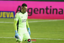 Muchas personas pueden manifestarle a franco armani que su mayor. River El Representante De Armani Y Una Frase Contundente Sobre El Futuro Del Arquero Pasion Monumental