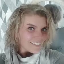 Tout plaquer pour devenir un pop corn 😬🍿❤️ Photoshoot de Sam Heughan lors  du Comic Con de San Diego pour la promotion de l'ultime saison de Outlander.