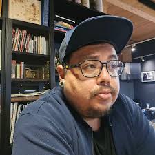 Can someone decorate my Airbnb in Jacó, Costa Rica