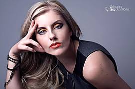 Julie Mcguinness (Julie's Creations®) Photographer & Makeup Artist