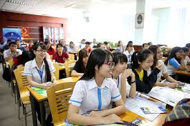 Công bố điểm trúng tuyển đại học chính quy năm 2020. Ä'h Kinh Táº¿ Luáº­t Tuyá»ƒn Sinh Them 3 Nganh Má»›i Trong NÄƒm 2019