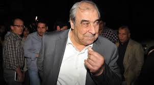 وكان ميشيل كيلو أنهى قبل أيام من مرضه من طباعة كتابه الوحيد (من الأمة إلى الطائفة سوريا في حكم البعث والعسكر) وثق فيه لنصف قرن من حكم البعث والأسدين اللذين حوّلا. ÙØ¤Ø§Ø¯ Ø¹Ø¨Ø¯Ø§Ù„Ø¹Ø²ÙŠØ² Ø²Ù…Ø§Ù† Ø§Ù„ÙˆØµÙ„
