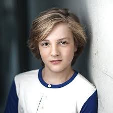 Jesse Downs's Instagram, Twitter & Facebook