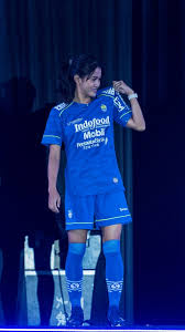 Kompas.com/ervan yudhi tri atmokoekspresi penyerang persib bandung, wander luiz, dalam pertandingan piala menpora 2021 yang dilangsungkan di stadion maguwoharjo, sleman, pada. Wallpaper Persib Font Logo 1062190 Wallpaperkiss