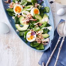 Gebratenes hühnchen, gedünsteter fisch, meeresfrüchte, thunfisch aus der dose, tofu, gekochte eier, käse. Low Carb Salat Rezepte Essen Und Trinken