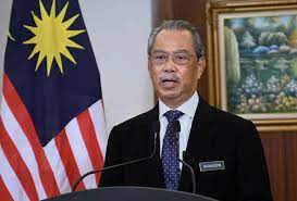 Minggu lalu terdapat 4 orang pemimpin umno selangor berjumpa perdana menteri mendesak khir toyo didakwa dalam apa cara sekali pun. Perutusan Khas Perdana Menteri Sempena Tahun Baharu Malam Ini Astro Awani
