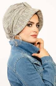Aise Tesettur Bej Triko Sapkali Bone Moda Stilleri Trendler Sapka