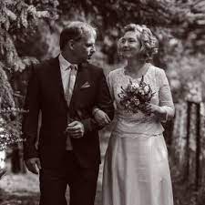 Hier findest du weitere themen und adressen! Brautmode Weimar Friske Lubcke