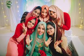 Perlukah mengkomunikasikan rencana foto prewedding anda di pantai bangka atau di belitung dengan pasangan anda ? Pin On Muslim Wedding