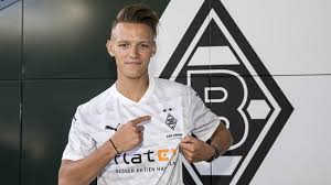 Data profile of hannes wolf who is on loan at gladbach. Friends Reunited Hannes Wolf Marco Rose Back Together At Gladbach Bundesliga Fanatic