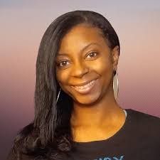 Fallon Lee's Instagram, Twitter & Facebook