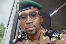 Serge Daniel (@sergedanielinfo)