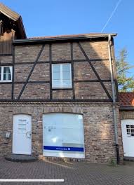 Aktuell hat deutsche bank offen. Sb Center Arbeitet Nach Sprengung Wieder Deutsche Bank Ist In Saarn Nach Drei Monaten Erneut Vor Ort Mulheim An Der Ruhr