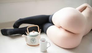 thigh-highs :: erotic :: girl :: ass :: sandbox :: nsfw - JoyReactor